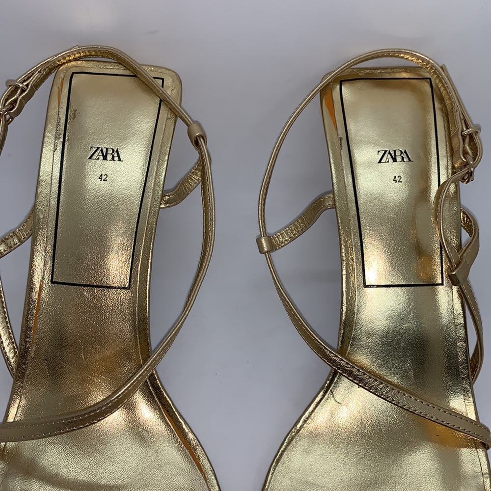 Zara Strap Sandals Gold 42 Kitten Heel Sandals Slip On Square Toe Wedding Prom - Picture 3 of 13